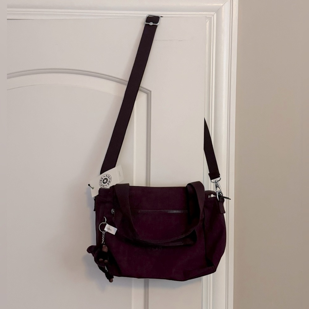 Brand new “Kipling “shoulder bag for women.Color-dark plum tonal.Size-14”x10”💜 - Picture 2 of 11